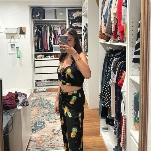 Pineapple two piece vacation set - Picture 6 of 8